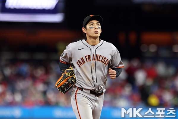 Cody Bellinger is one of the most popular outfielders in the transfer window. Photo = MK Sports DB