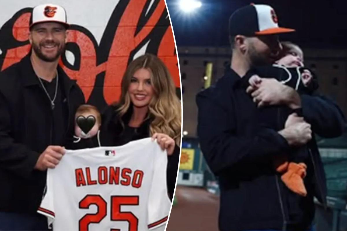 Pete Alonso tours new Orioles home with wife, son after $155M signing