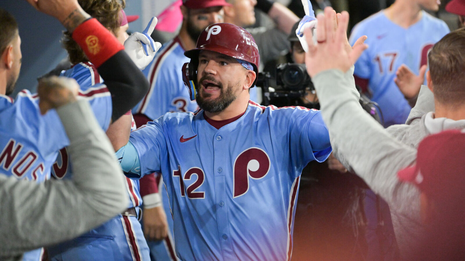 Cincinnati Reds Emerge As Contenders For Free Agent Slugger