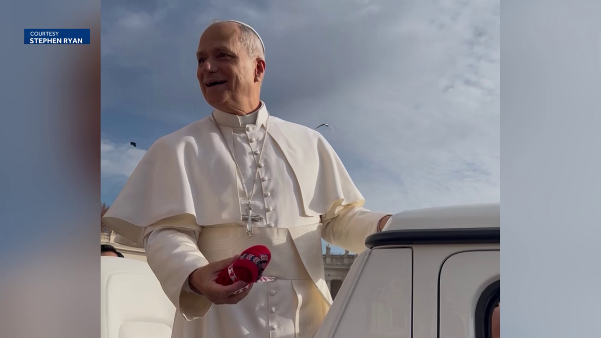 Boston resident meets Pope Leo XIV, invites pontiff to visit