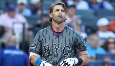 MLB player found out he was traded while playing golf