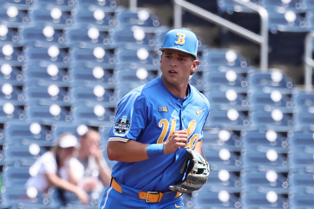 UCLA shortstop Roch Cholowsky