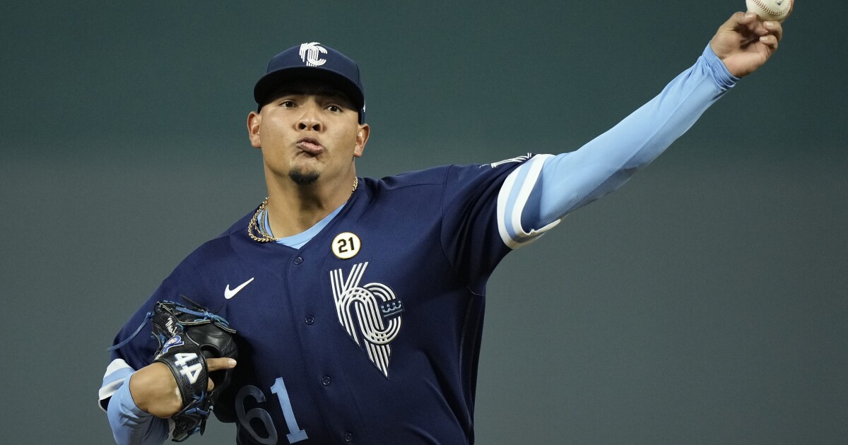 Royals trade for outfielder, pitcher from Brewers for pitcher Angel Zerpa