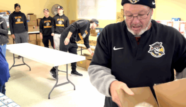 Park University athletes help Northland Christmas Store prepare for holiday