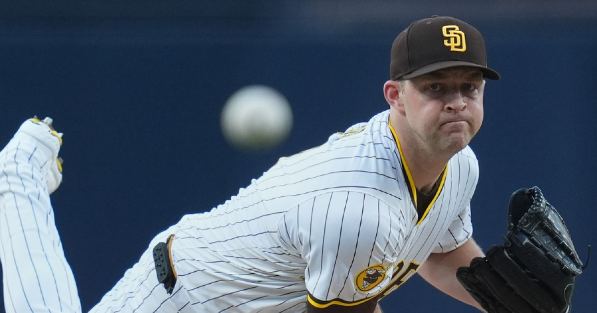 San Diego Padres bring back starting pitcher Michael King on 3-year deal