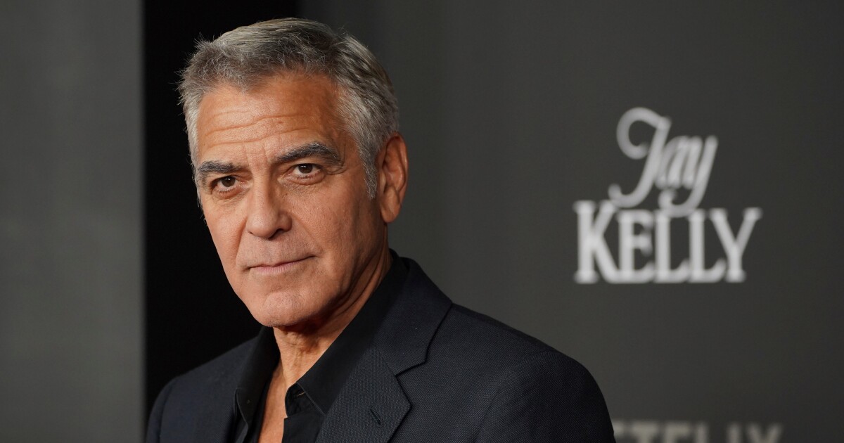 George Clooney talks Bengals fandom, trying out for Reds on 'New Heights'