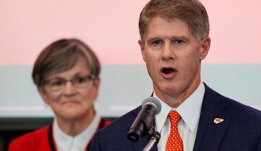 Royals face tough stadium decision of their own as Chiefs move to Kansas