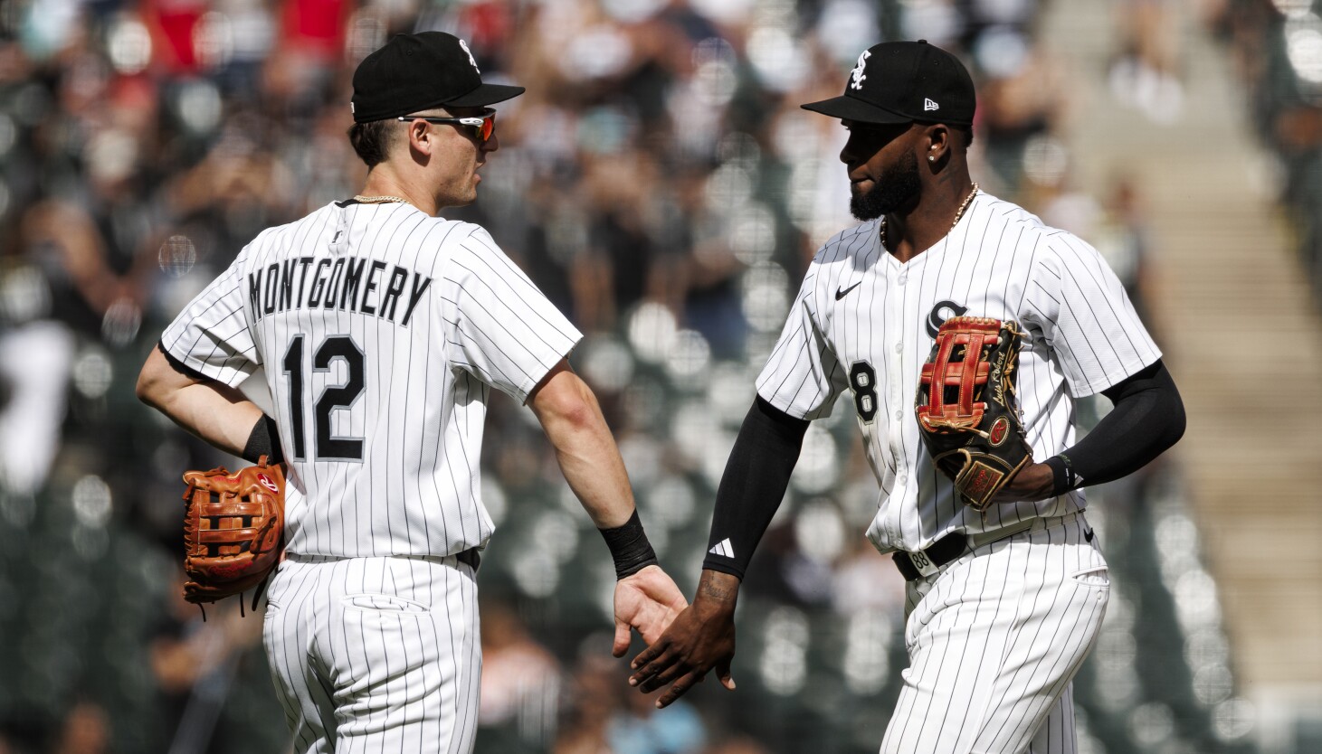 White Sox focused on Luis Robert Jr. 'being in our uniform come spring training'