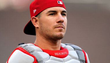 Report: Phillies have offer on table to Realmuto