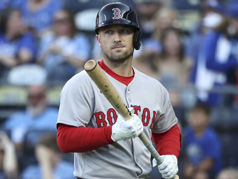 Report: Boras reached out to Mariners about signing Bregman