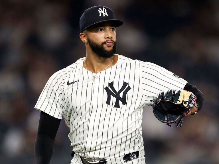 Report: Mets, Devin Williams agree to 3-year, $51M contract