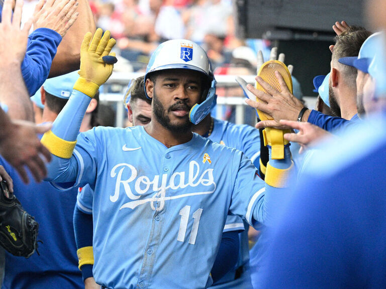 Report: Royals, Garcia finalizing 5-year, $57.5M extension