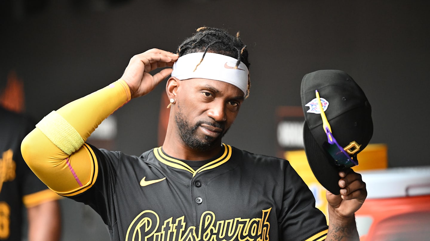 Pirates Urged To Re-Sign Andrew McCutchen