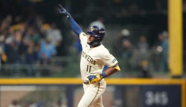 National League Championship Series - Los Angeles Dodgers v Milwaukee Brewers - Game Two