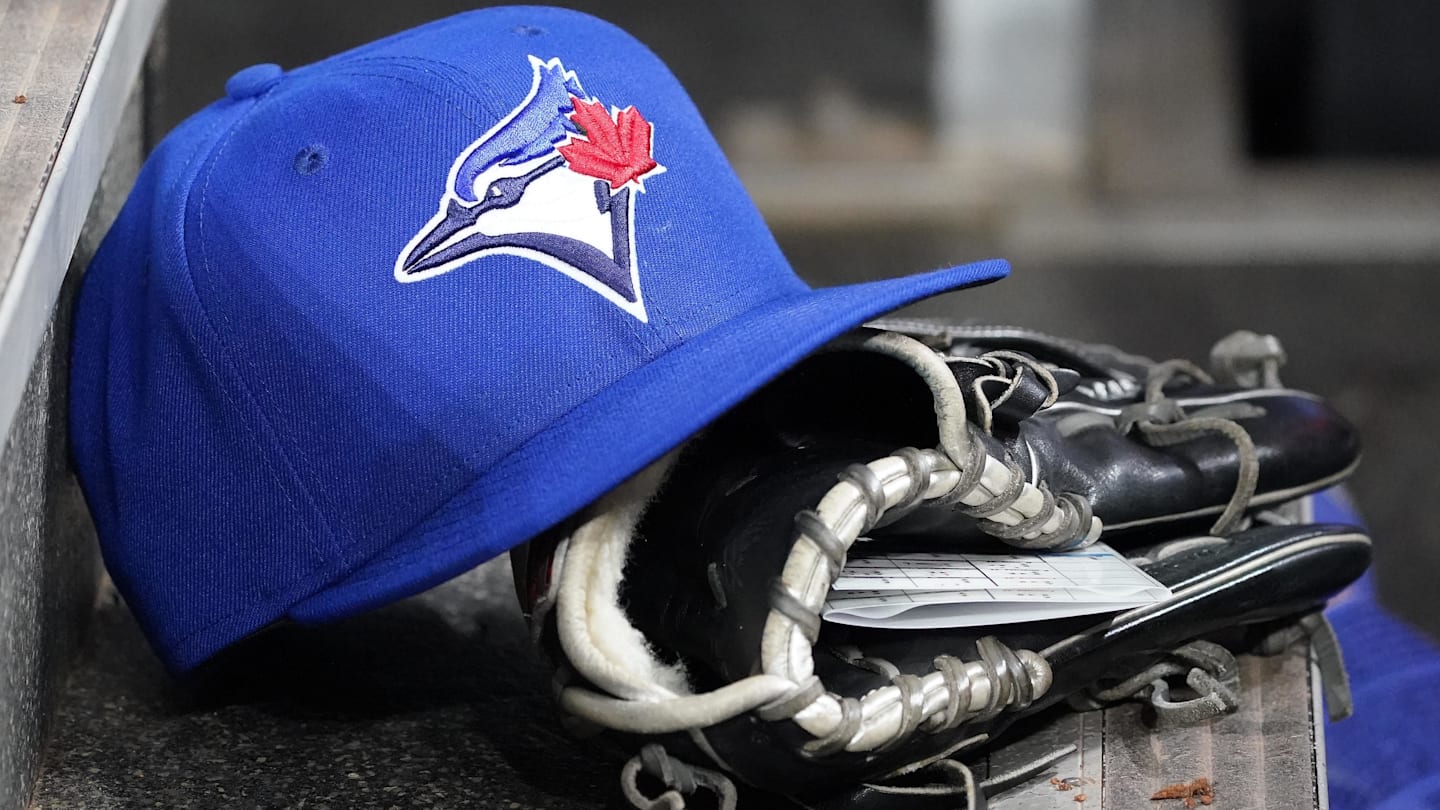 Rays Watching Gap Widen With Blue Jays Signing International Star in Free Agency