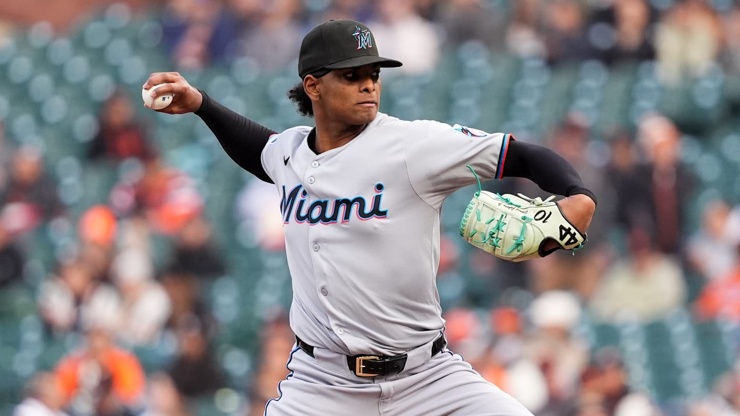 Miami Marlins v San Francisco Giants