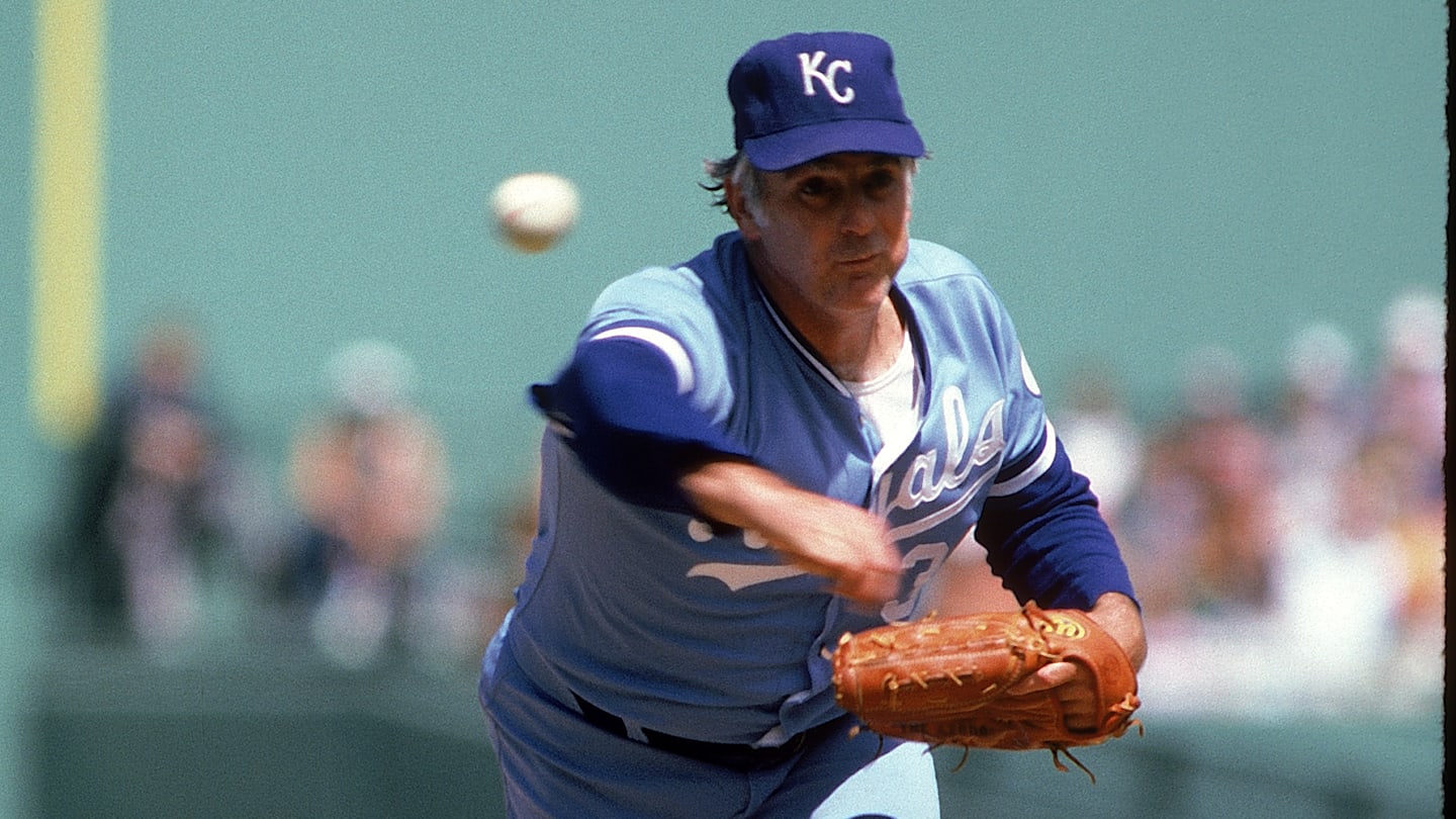 Who are all the former Kansas City players in the Hall of Fame?