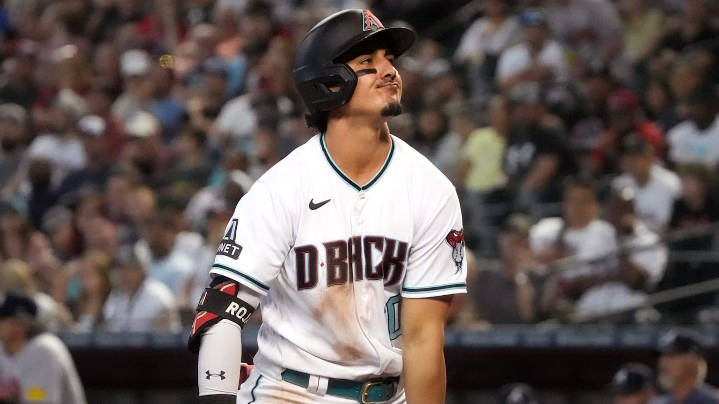 Former Diamondbacks Infielder Signs with Royals