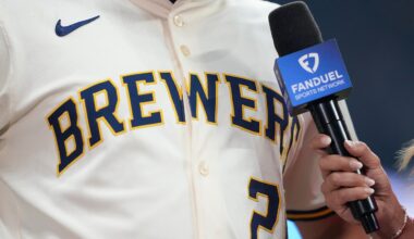 Los Angeles Angels v Milwaukee Brewers