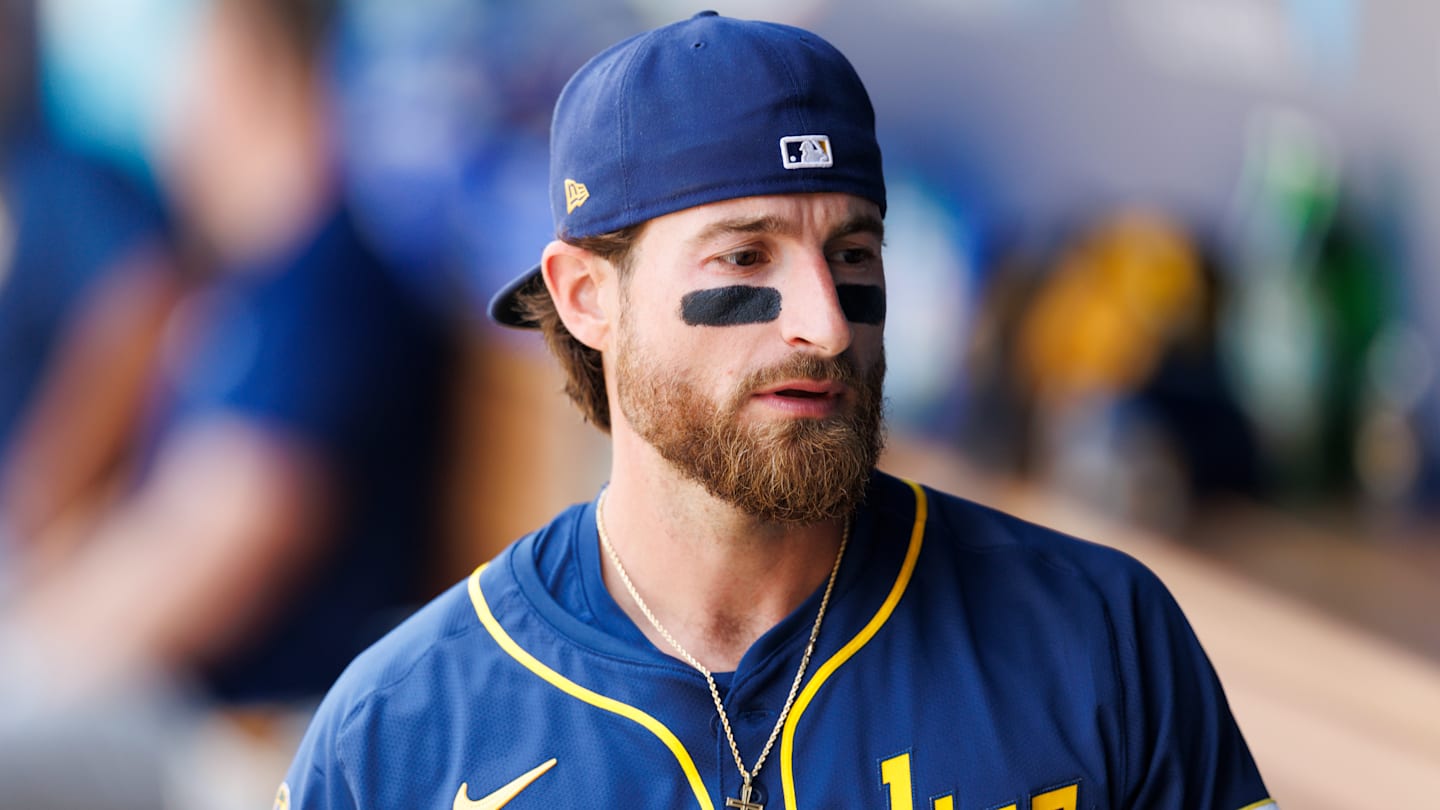 Milwaukee Brewers v Los Angeles Dodgers