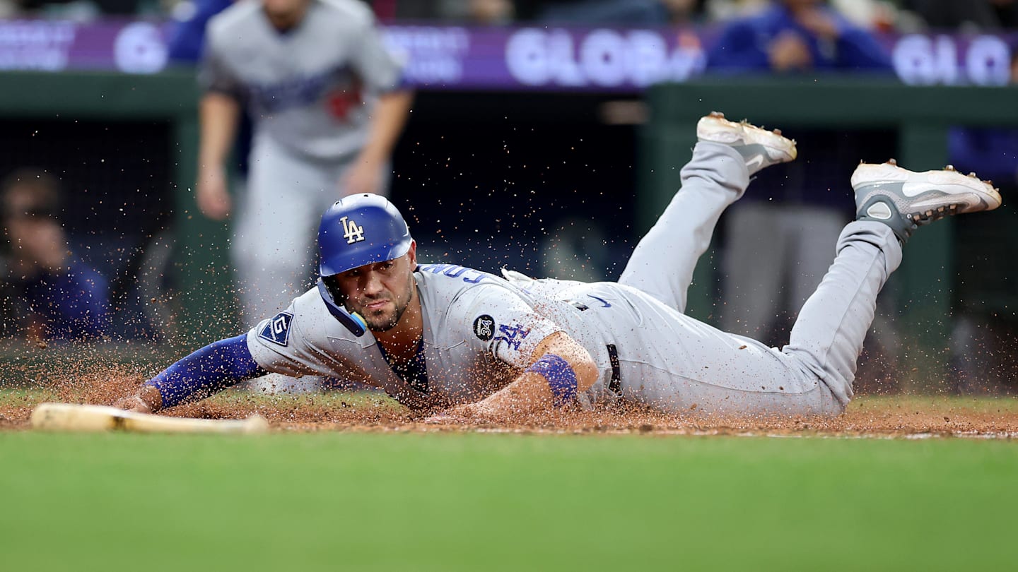 Los Angeles Dodgers v Seattle Mariners