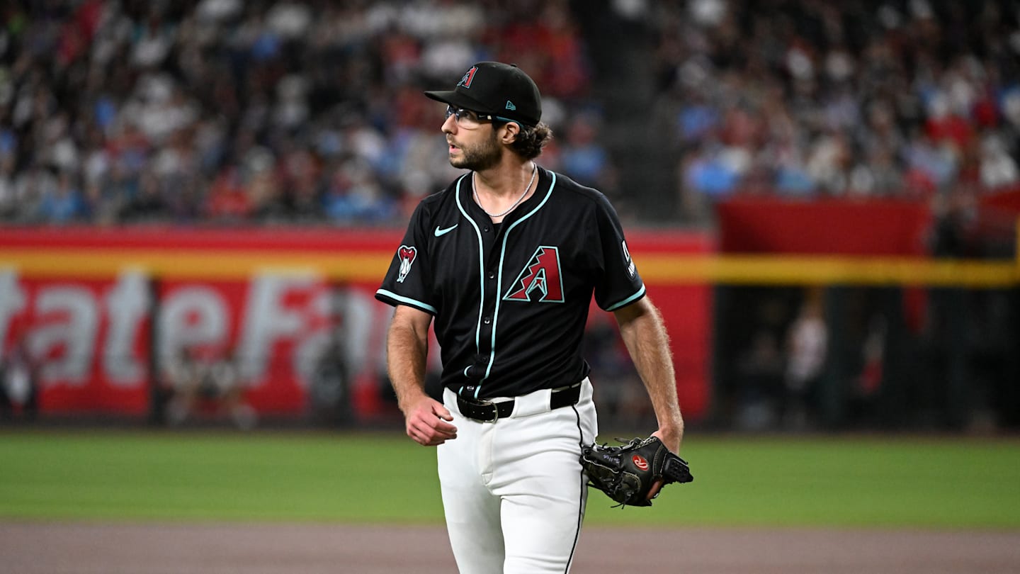 Philadelphia Phillies v Arizona Diamondbacks