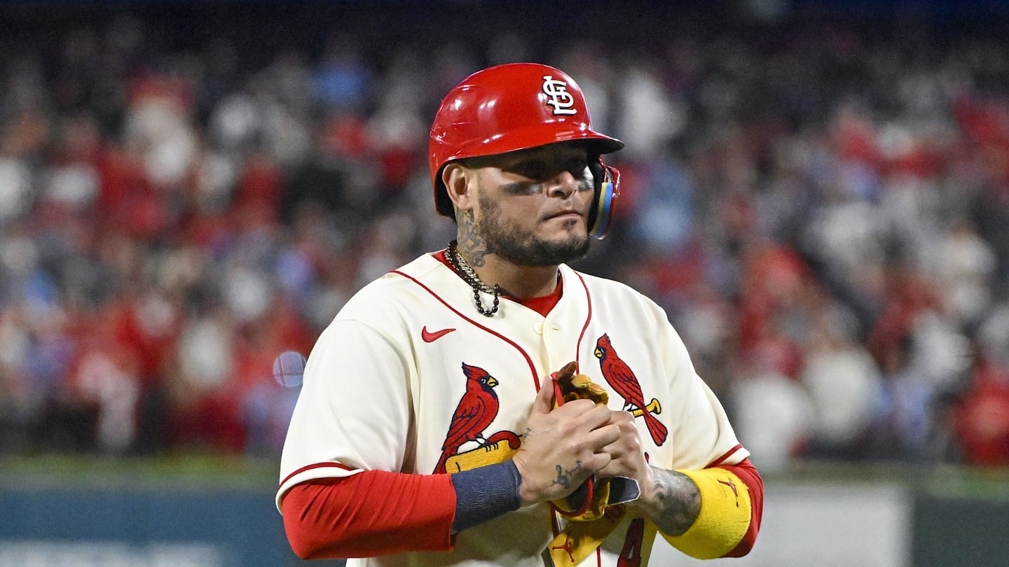 Two Cardinals Legends Who Could Follow Yadier Molina Home