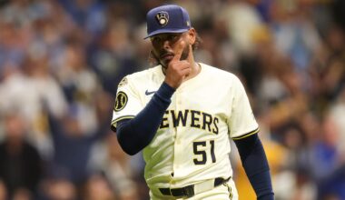 National League Championship Series - Los Angeles Dodgers v Milwaukee Brewers - Game Two