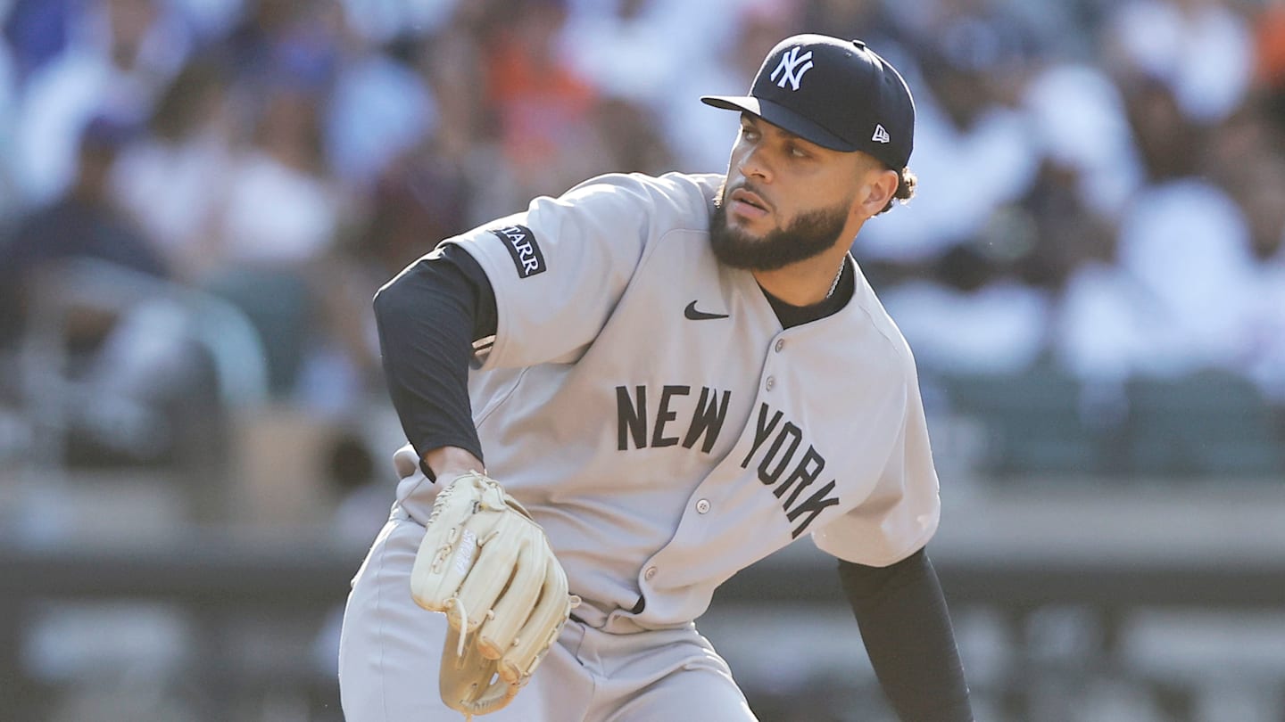 New York Yankees v New York Mets