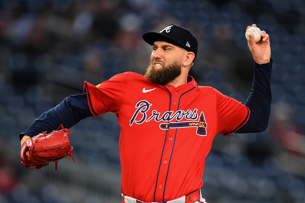 Braves, relief pitcher Dylan Lee going to salary arbitration