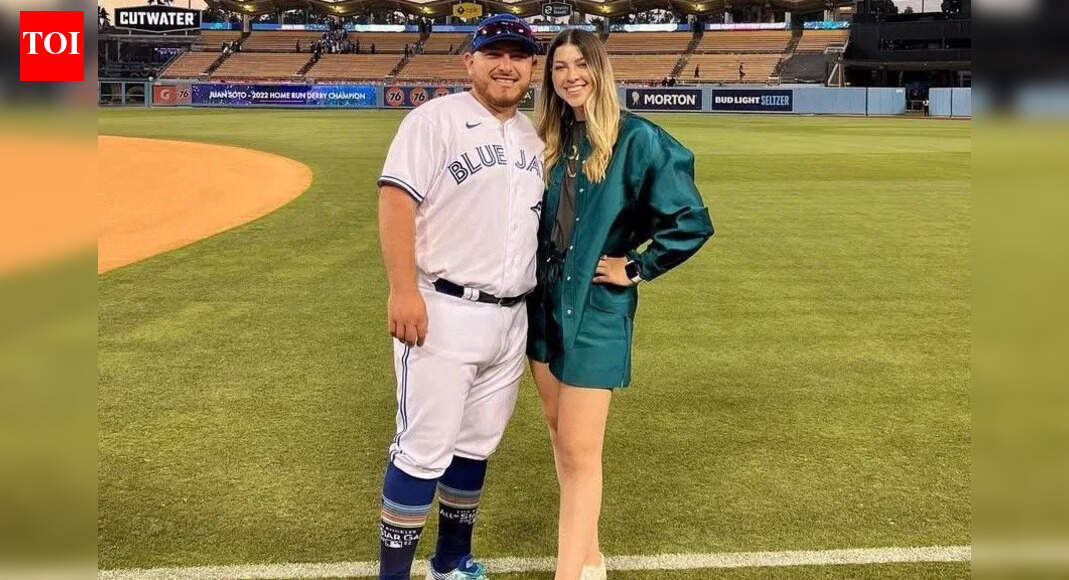 Toronto Blue Jays catcher Alejandro Kirk enjoys time off the field as wife Sofia Castaneda shares a family moment on Instagram | MLB News