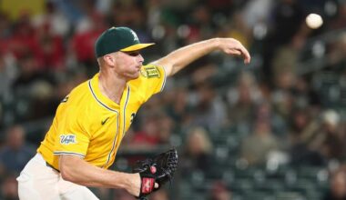 Details of Sean Newcomb's $4.5 million, 1-year contract with the Chicago White Sox