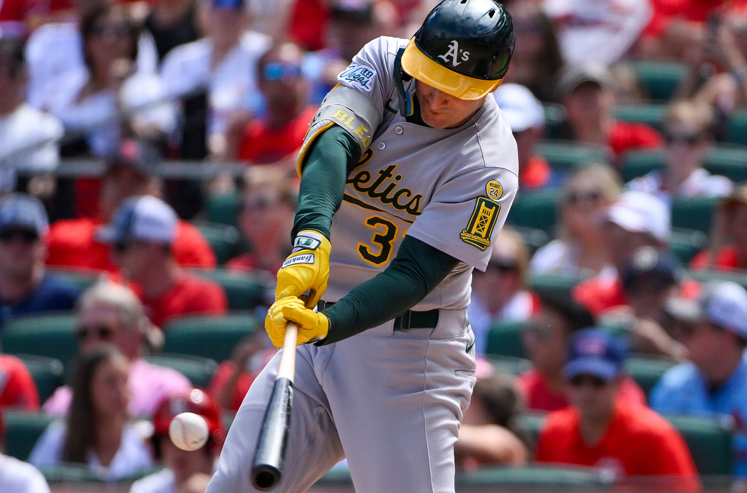 Mariners Moose Tracks, 12/28/25: JJ Bleday, Hunter Harvey, and the Pop-Tarts Bowl