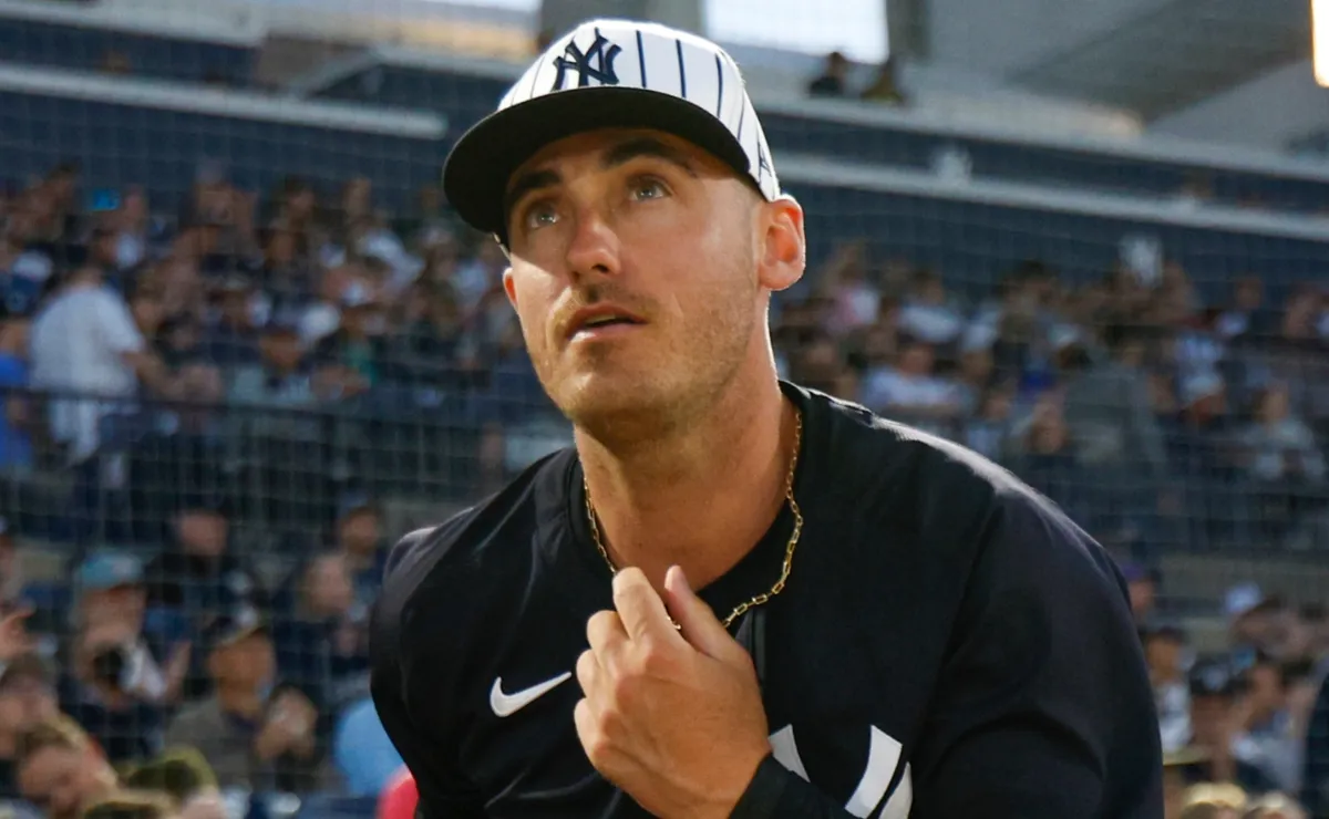 Amid NY Yankees-Cody Bellinger impasse, Eastern rival makes push for top available alternative