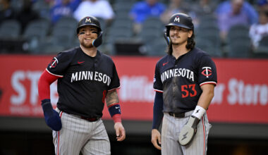 Dodgers Officially Sign Andy Ibañez, DFA Utility Player