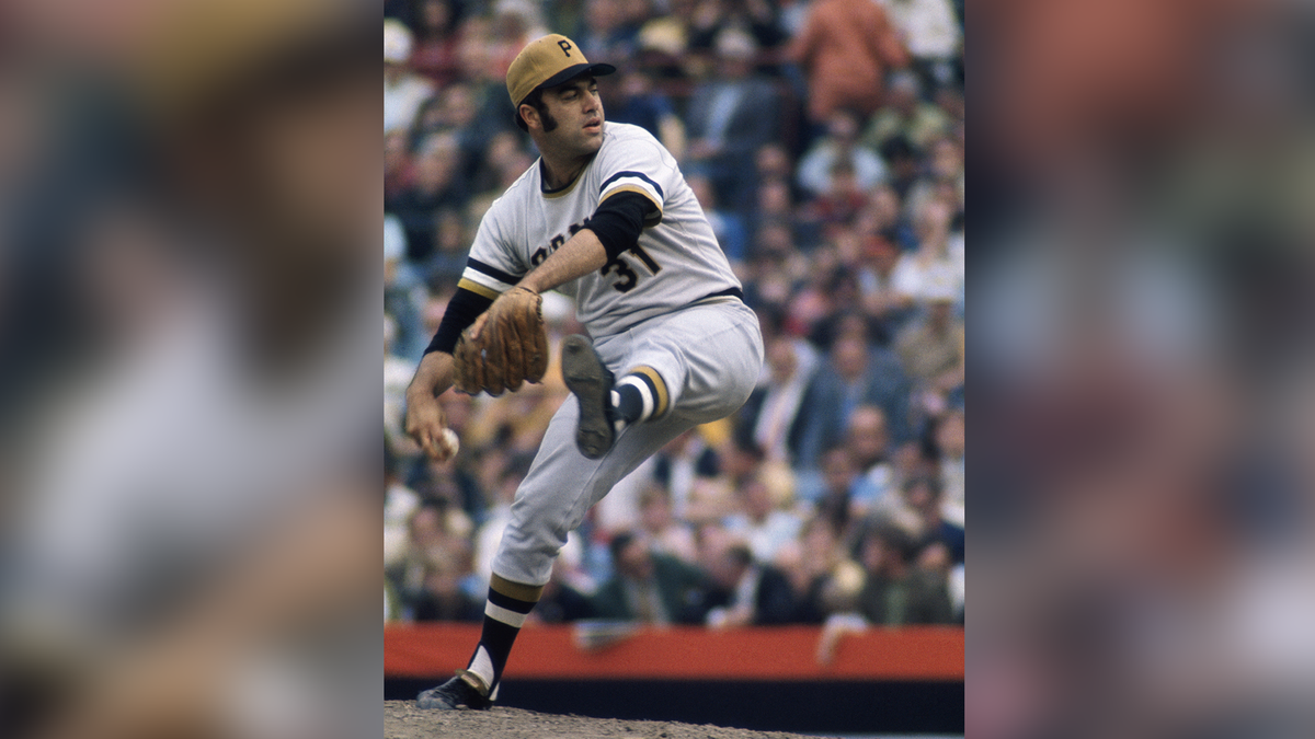 Dave Giusti, former Pittsburgh Pirates pitcher, dies at 86