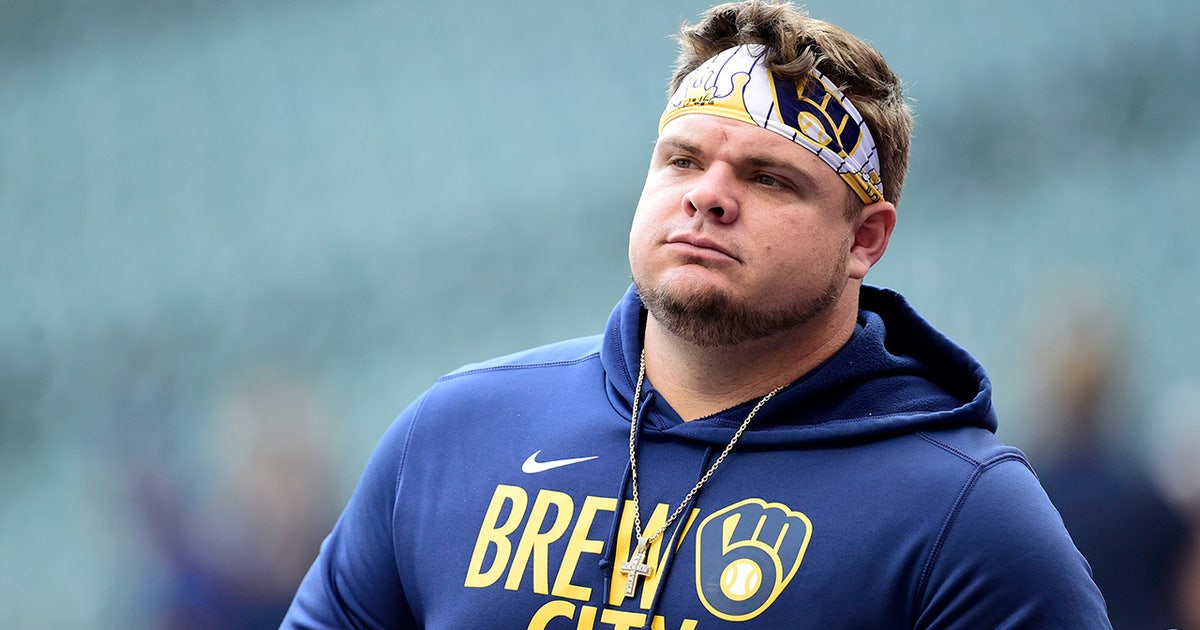 Daniel Vogelbach returning to Milwaukee Brewers as hitting coach