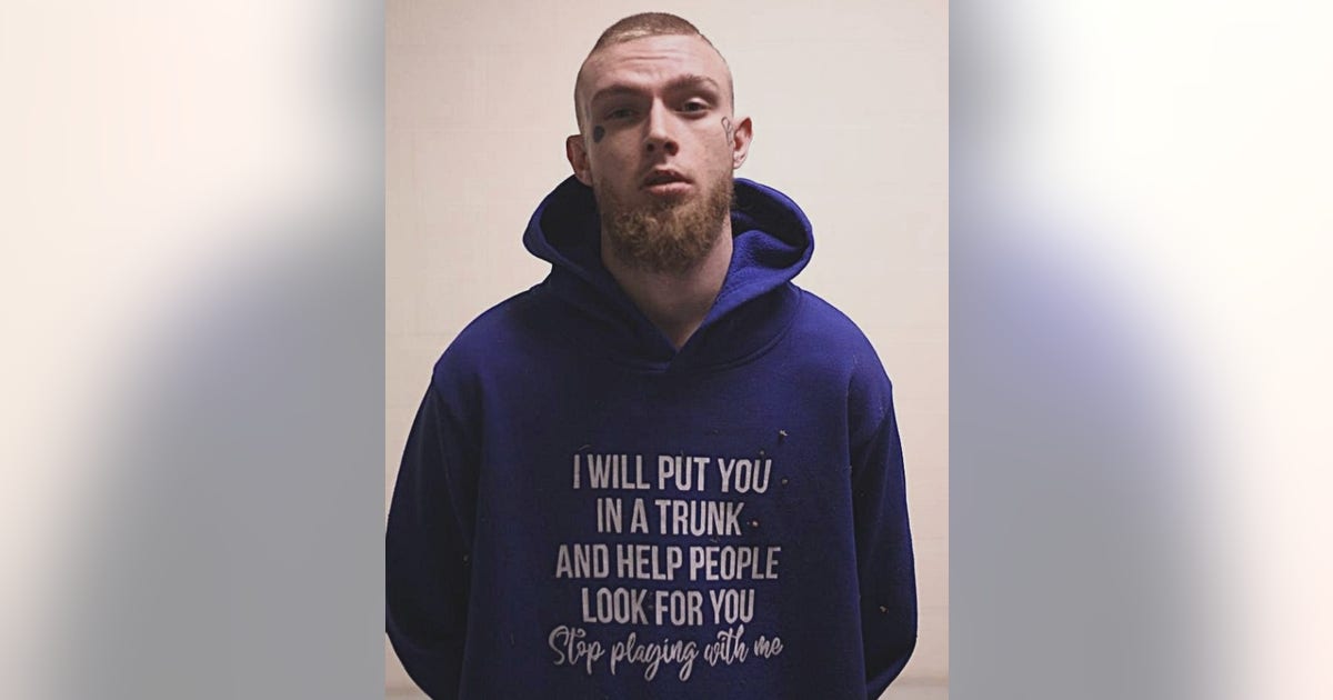 ‘I will put you in a trunk’: Fugitive arrested in Azle death investigation wearing disturbing sweatshirt