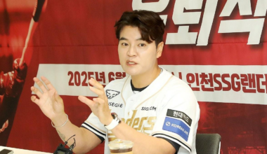 Former SSG Landers player Choo Shin-soo speaks during a press conference ahead of his retirement ceremony at Incheon SSG Landers Field in Incheon, June 14, 2025. Courtesy of SSG Landers