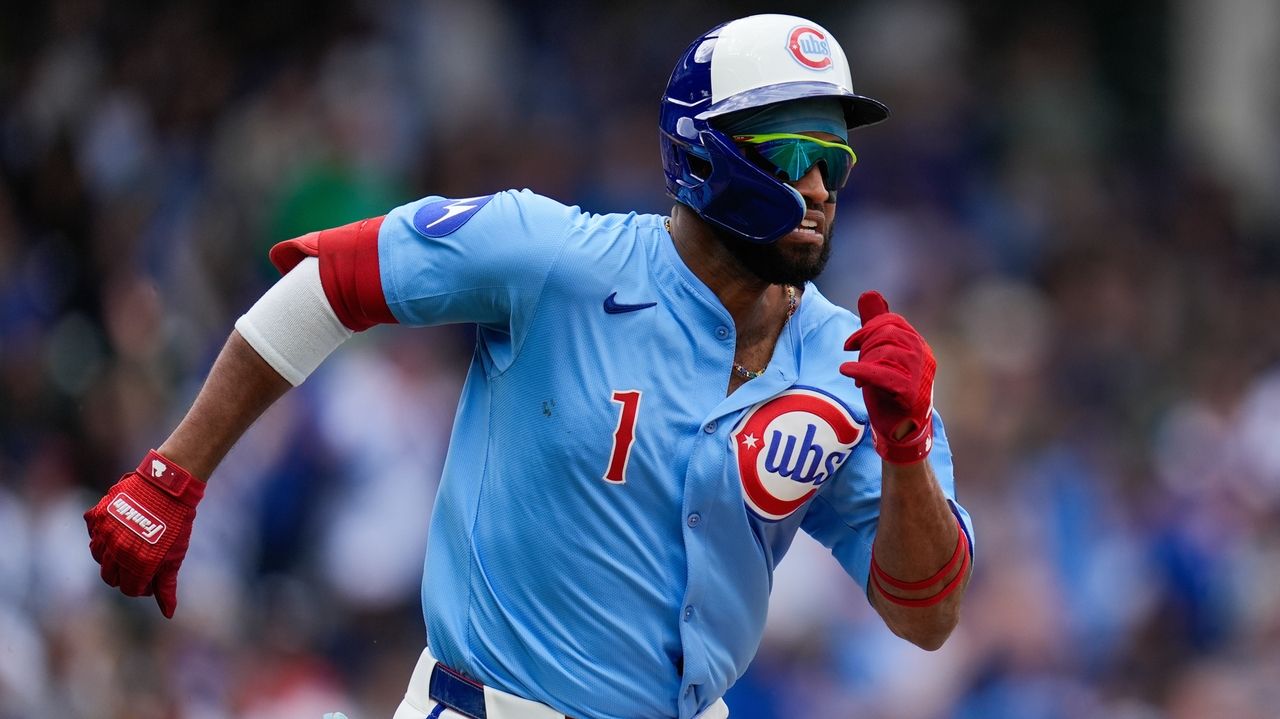 Infielder/outfielder Willi Castro and Colorado Rockies finalize $12.8 million, 2-year contract