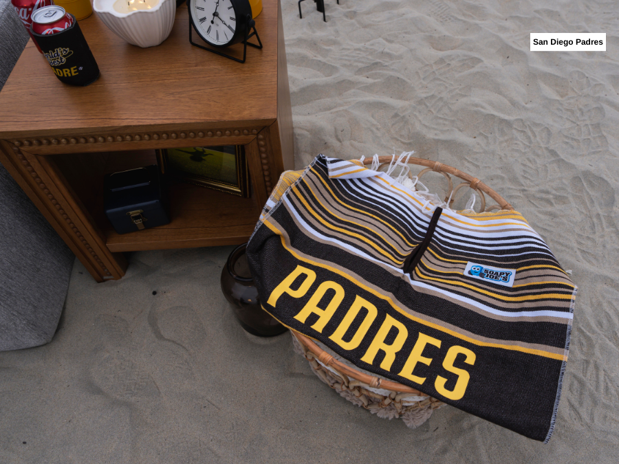 padres_giveaways_poncho_2026.png