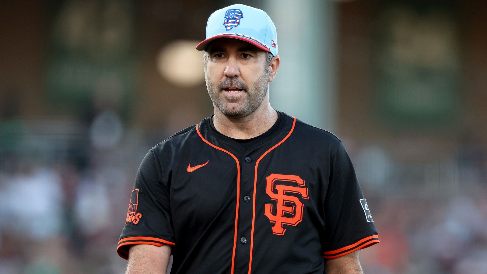 Justin Verlander in a Giants uniform