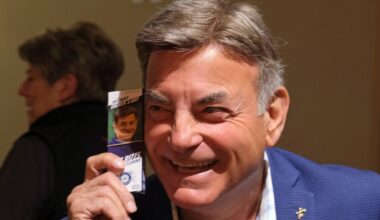 Seattle Mariners broadcaster Rick Rizzs will retire after 2026 season, his 41st with the franchise