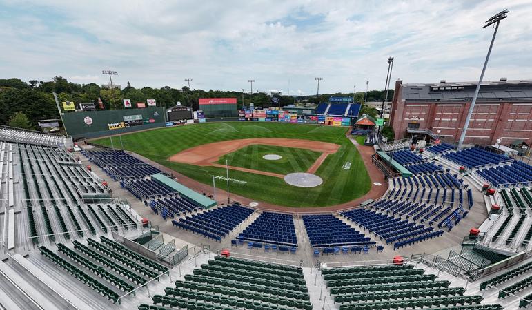 Baseball Set to Play at Hadlock Field in April against Northeastern