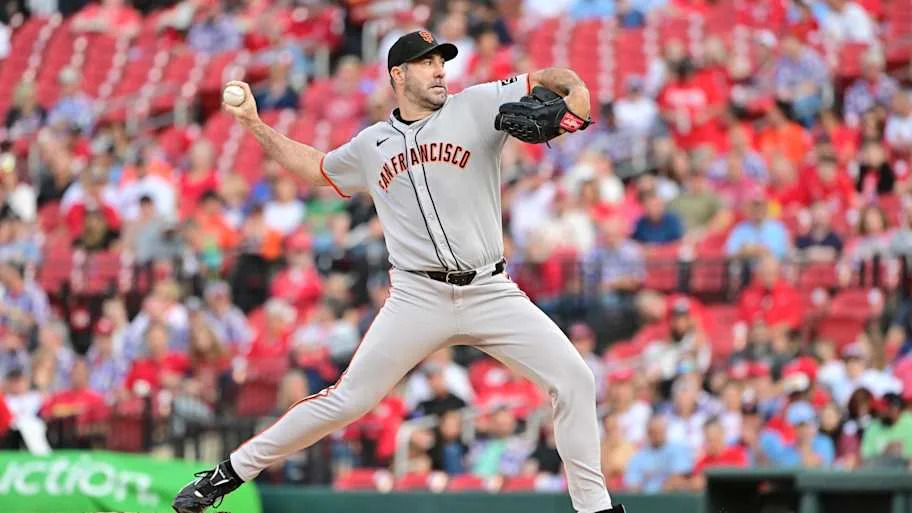 Justin Verlander throws a pitch against the St. Louis Cardinals.