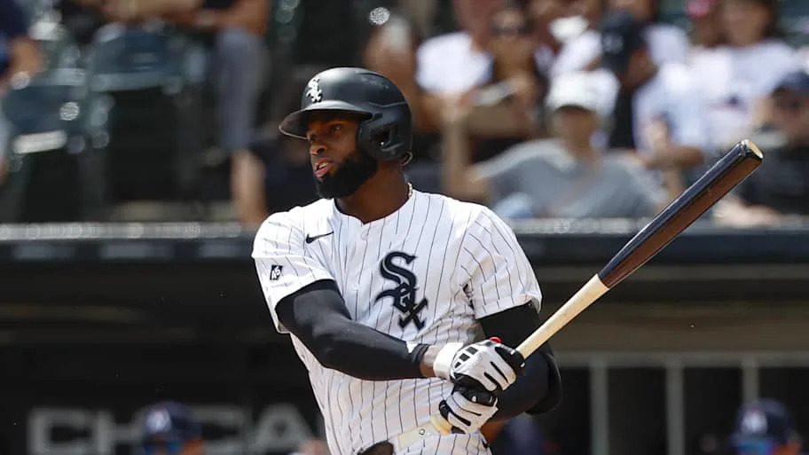 Chicago White Sox center fielder Luis Robert Jr.