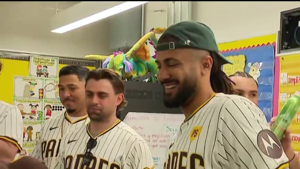 Padres prep for Fan Fest with stop in San Ysidro – NBC 7 San Diego