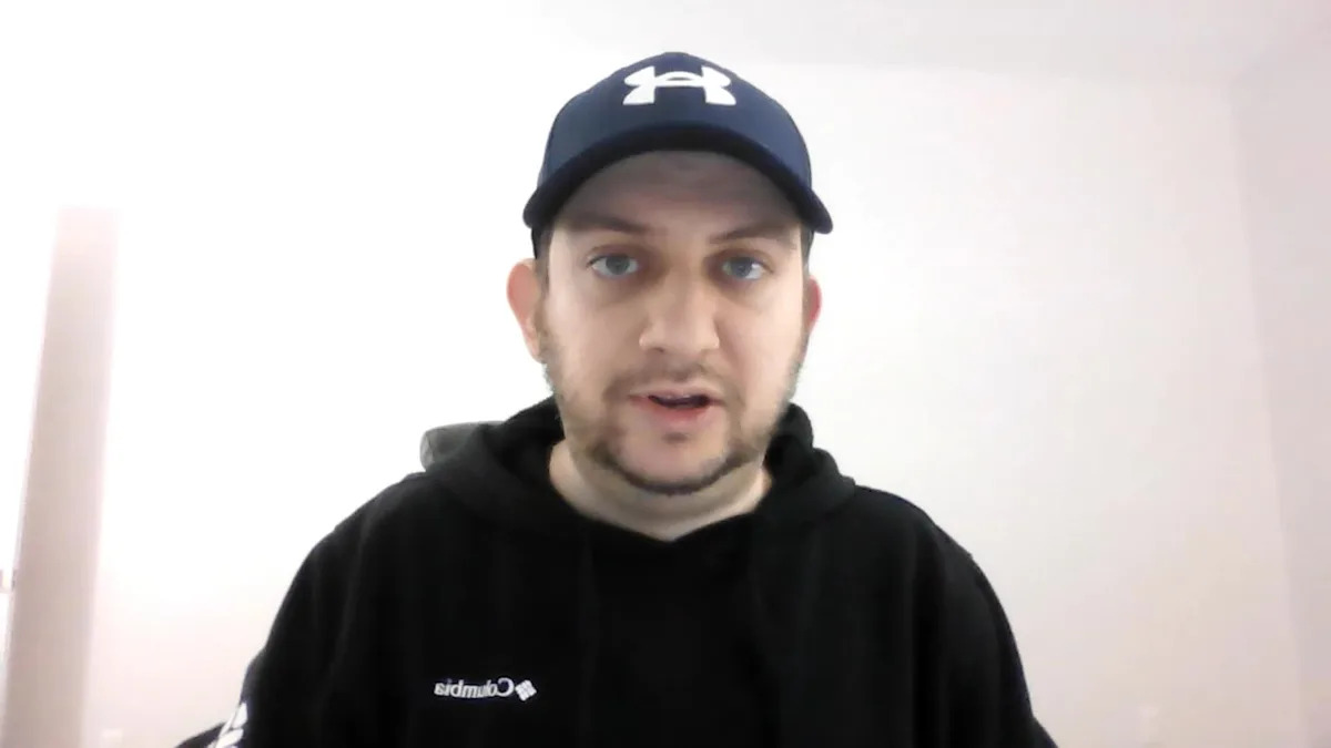 REPORT: Yankees Interested in Gold Glover to Replace Cody Bellinger