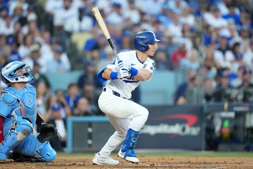 Los Angeles Dodgers second baseman Tommy Edman playing in the 2025 World Series.
