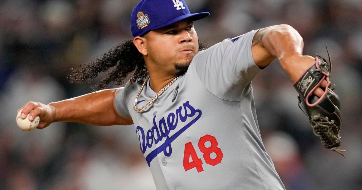 Dodgers sign reliever Brusdar Graterol to $2.8 million deal after he missed 2025 season | MLB